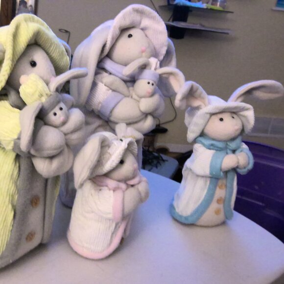 Easter Rabbit Family - Picture 2 of 4